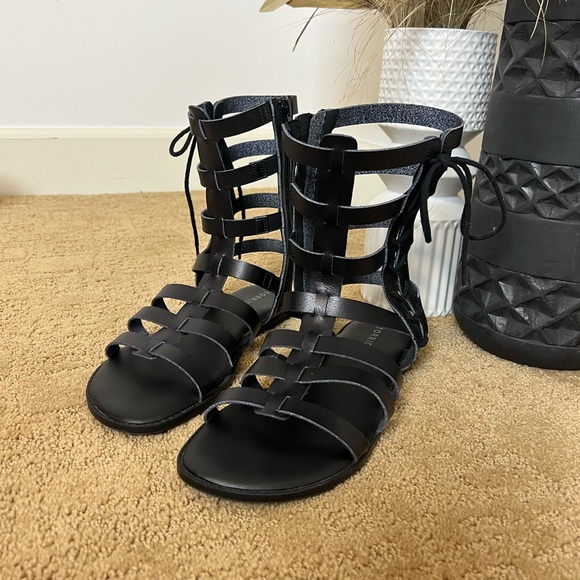 torrid Shoes - Wide width Torrid gladiator sandals US size 10WW